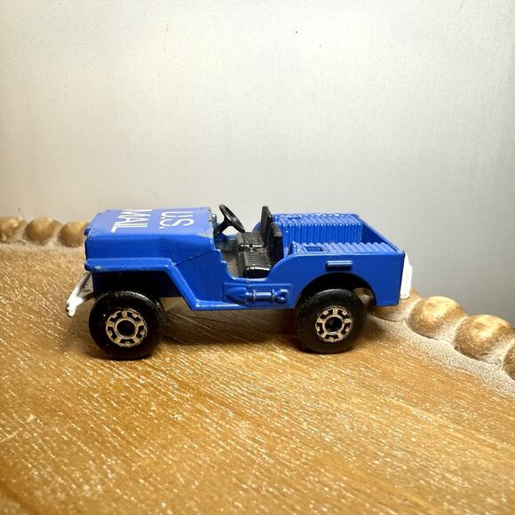 Vintage Die-Cast Lot of 10 Emergency & Utility Matchbox Vehicles - Police, Fire - Picture 16 of 16